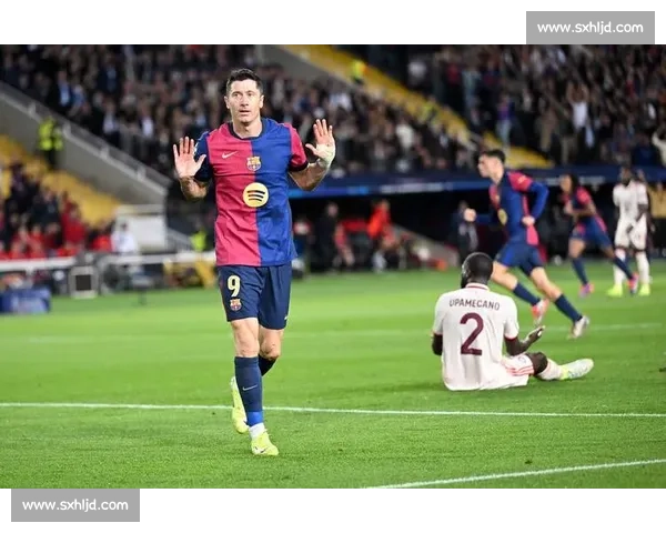 莱万创巴萨生涯收入新高！税后 1600 万欧元 + 双冠奖金成巅峰赛季